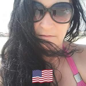 Meet your Posher, Rachelle